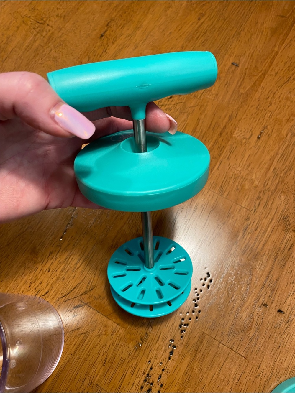Turquoise Pampered Chef Whipped Cream Maker, Like New - Picture 3 of 6